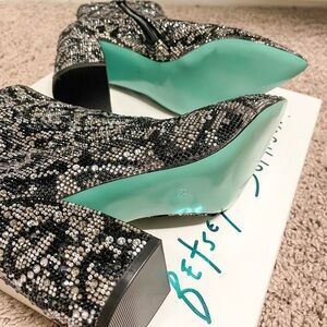 Betsey Johnson KRIS SNAKE PRINT booties. 3.5” heel.